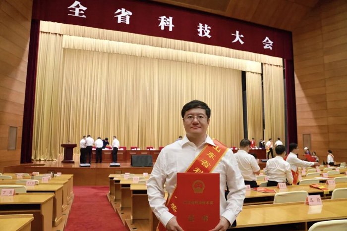 海信激光显示摘得山东省科技进步奖一等奖！